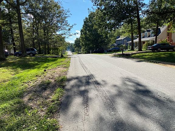 5th image of 5511 Koufax Dr