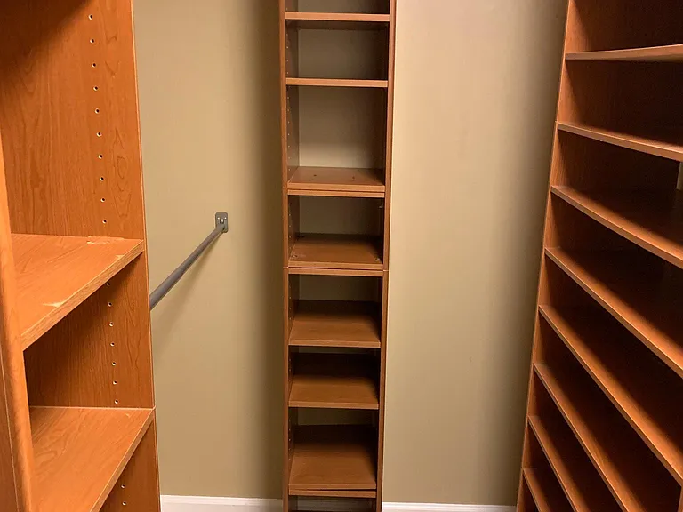 716 Mackenzie Cir — Photo 12