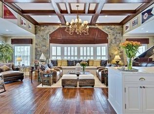 165 Wings Neck Rd, Pocasset, MA 02559