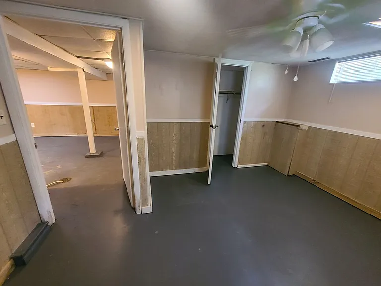 1509 N Main St — Photo 12