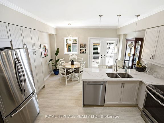4th image of 1330 Altona Rd #23