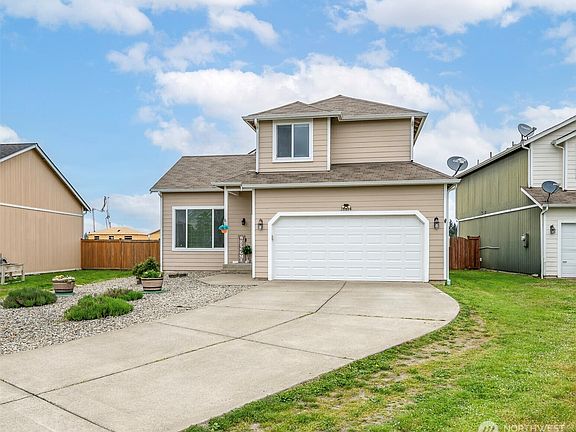 2nd image of 16614 Greenleaf Avenue SE