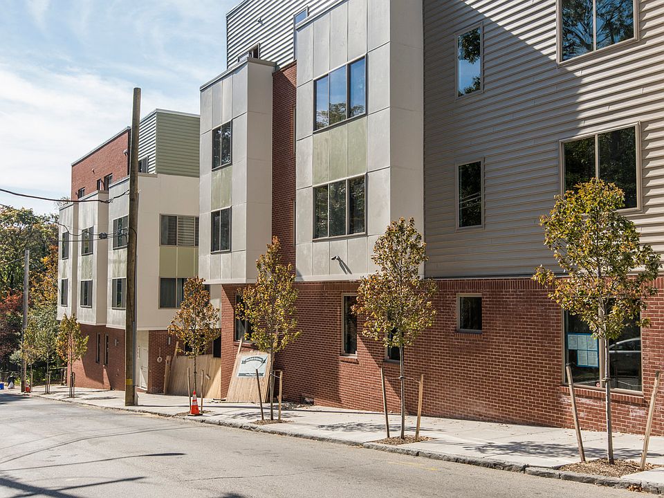 1st image of 549 E Wister St APT 108