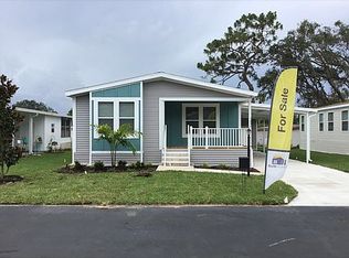 5884 Patriot Pass, Groveland, FL 34736