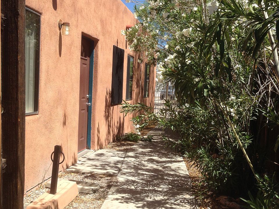 1st image of 231 E Drachman St #2