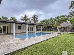 8601 SW 174th St, Palmetto Bay, FL 33157