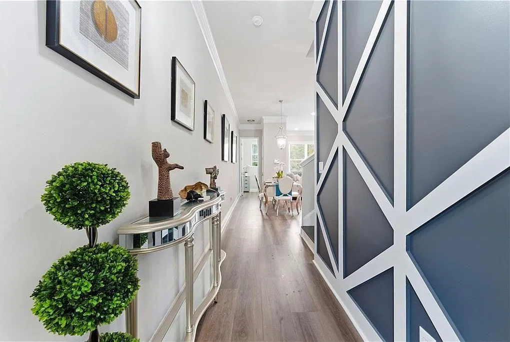 4 bed, 3.5 bath, 3015 sqft, $3,500 — Photo 3