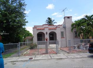 2449 NW 4th St, Miami, FL 33125