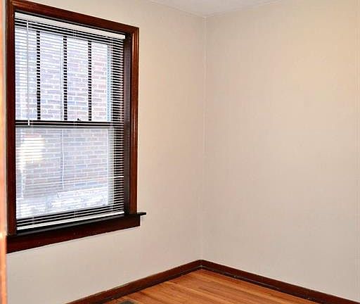 5th image of 5032 Potomac St