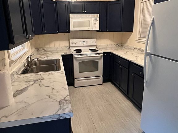 4th image of 12467 Fernwood Cir