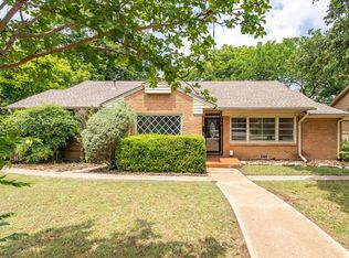 3960 W Spurgeon St, Fort Worth, TX 76133