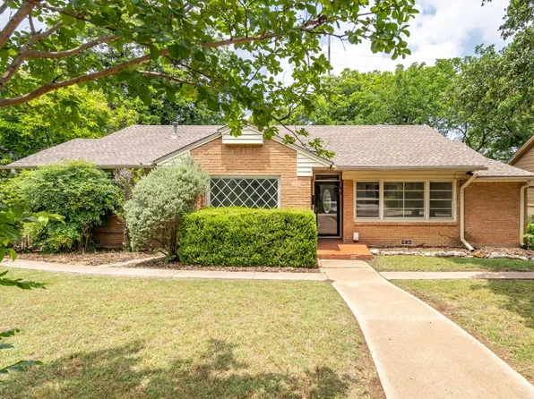 3960 W Spurgeon St, Fort Worth, TX 76133