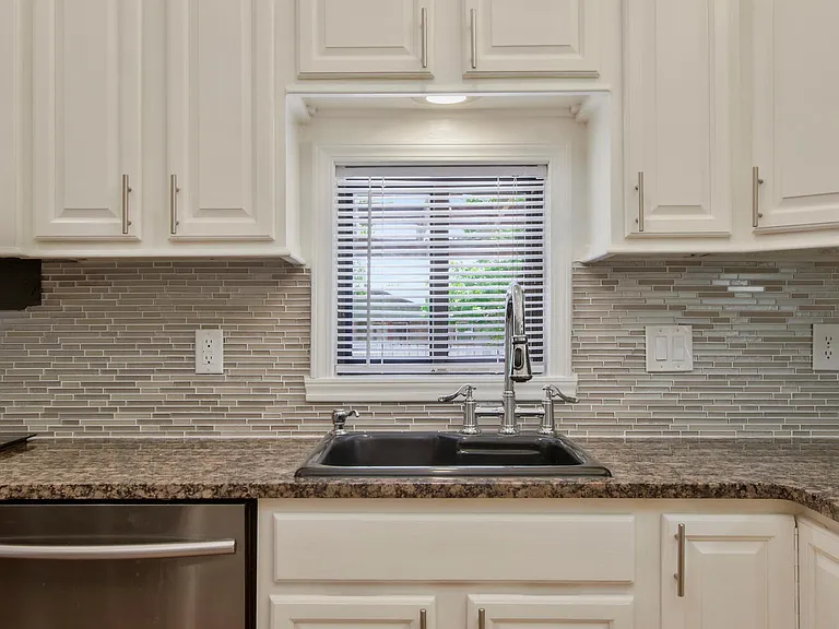 4036 N Edgemoor Dr — Photo 51