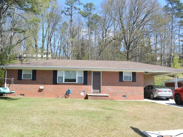 1737 Stoney Point Cir, Rocky Face, GA 30740