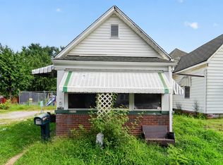 1340 Locust St, Terre Haute, IN 47807