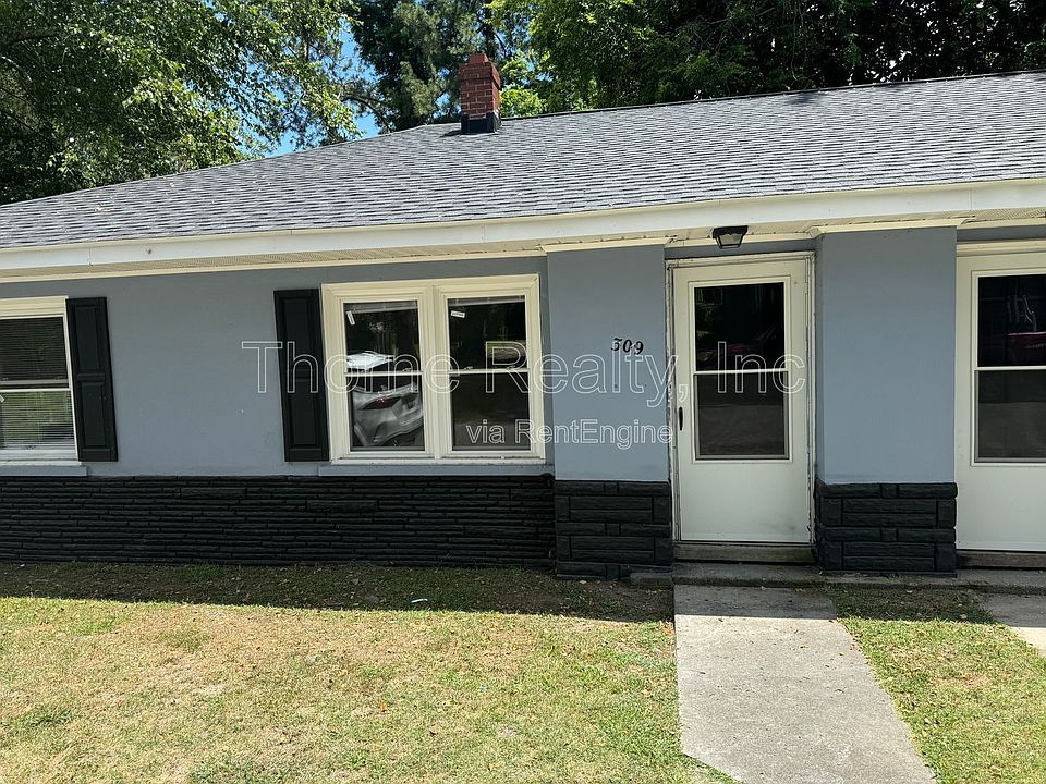 1st image of 309 E Battle Ave