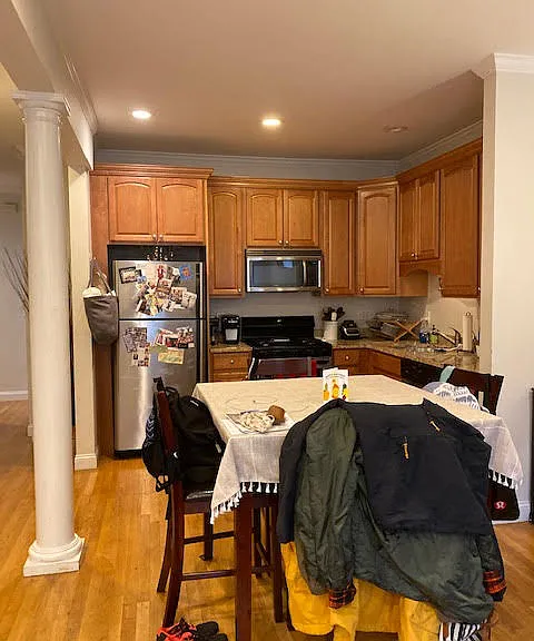 441 Bunker Hill St #1 — Photo 1