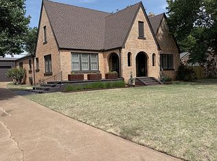 1124 S Main St, Kingfisher, OK 73750