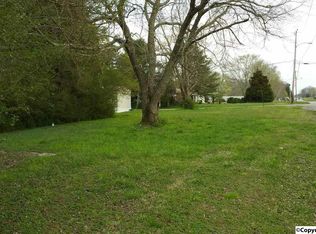 517 Rolan Gooch Rd, Hazel Green, AL 35750