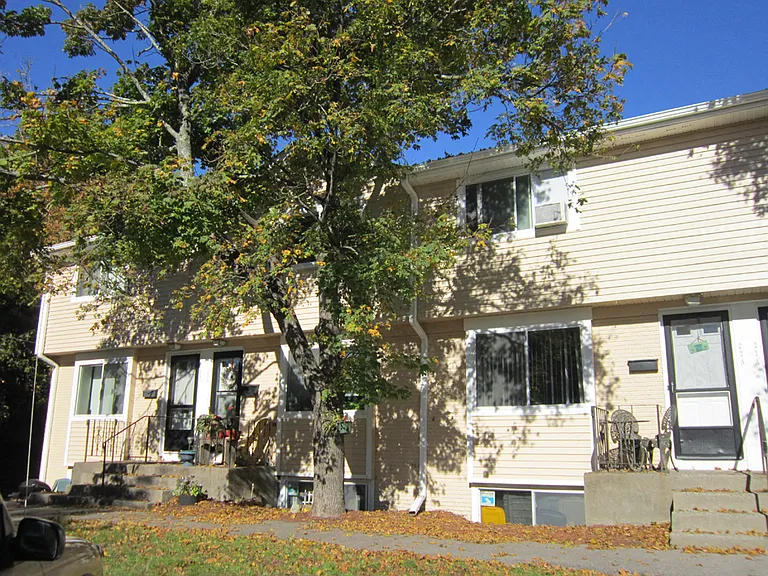 Chestnut Place Townhomes — Photo 18