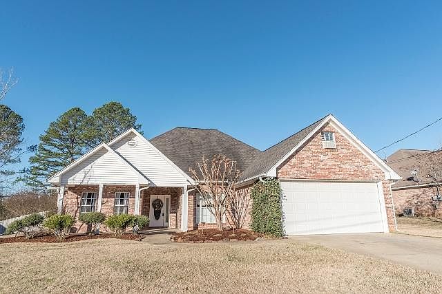 1st image of 111 Copperfield Ct