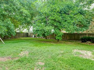 4615 Geneva Dr, Houston, TX 77066