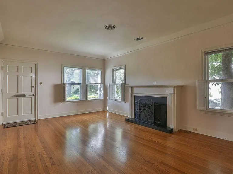 3124 Jarrard St — Photo 4