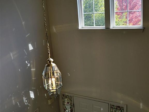 3rd image of 3250 Kilburn Park Cir
