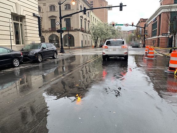 5th image of 1 E Chase St #Rs1