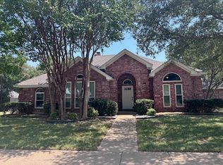1321 Oak Harbor Blvd, Azle, TX 76020