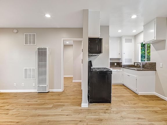 5th image of 720 E Mountain St APT 7