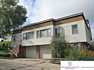 6329 N 54th St, Omaha, NE 68104