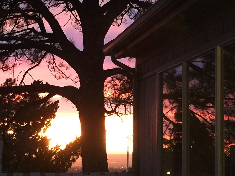 2nd image of 3100 Camino De La Sierra NE