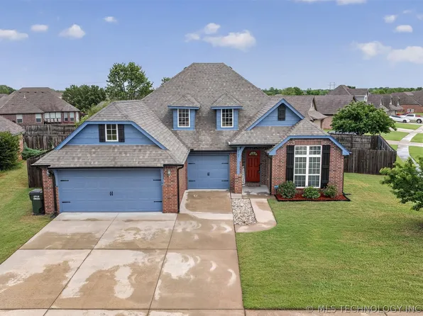 9101 N 153rd East Ct, Owasso, OK 74055