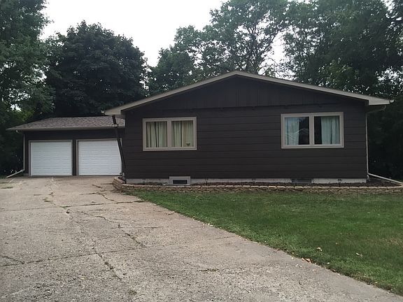 view from street/garage
