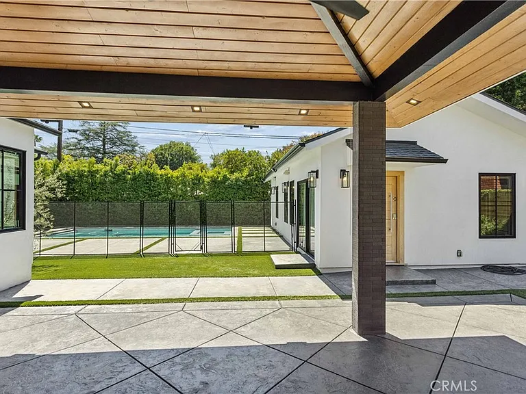 4627 Ethel Ave — Photo 24