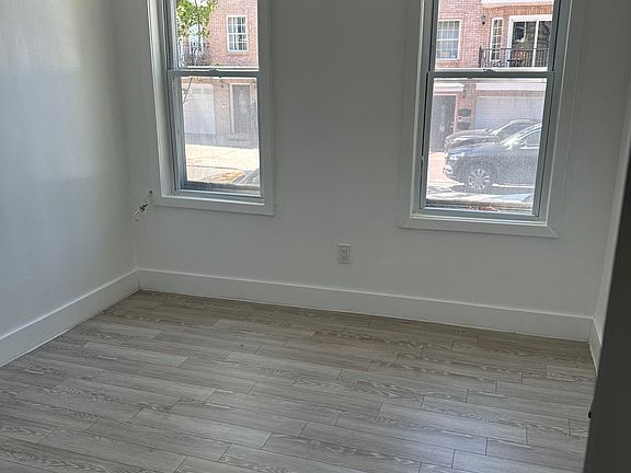 3rd image of 88 Wallis Ave #88