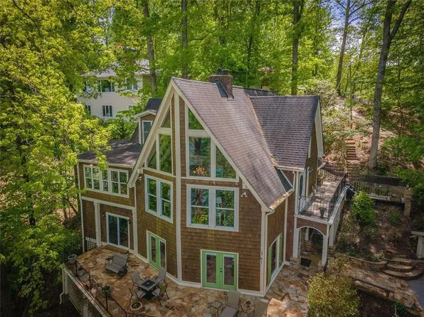 3490 Montvale Dr, Gainesville, GA 30506