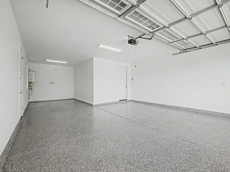 5330 W Harmont Dr — Photo 21