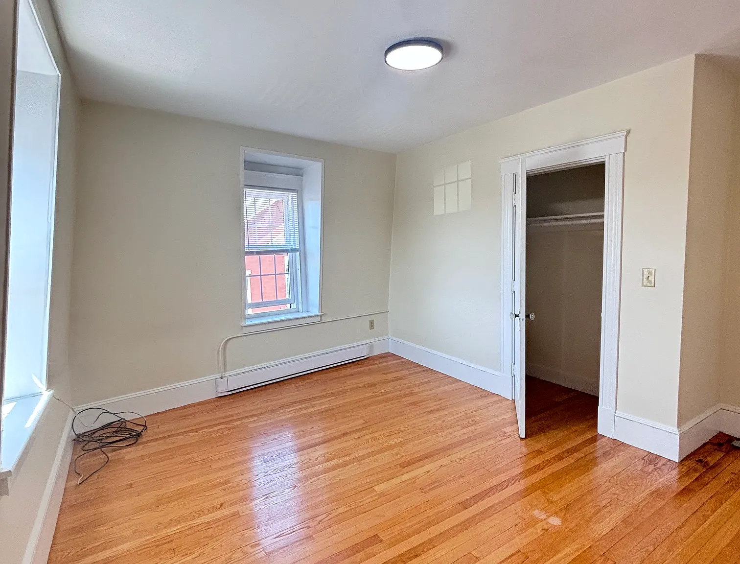 2 bed, $1,950 — Photo 1