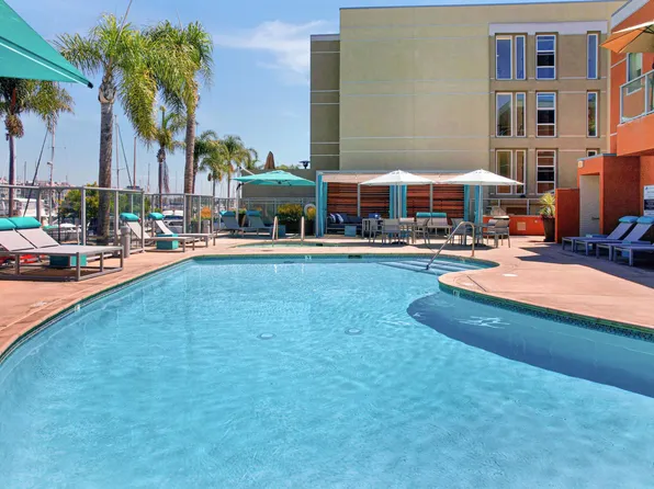 Harborside Marina Bay