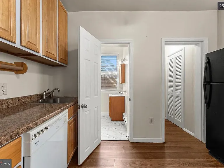 4215 Connecticut Ave — Photo 8