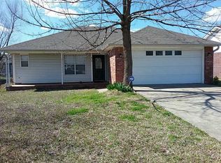 814 S 39th St, Van Buren, AR 72956