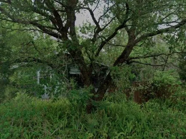 1405 E NEW YORK Avenue, DeLand, FL 32724