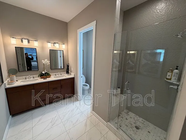7889 Arimoore Dr — Photo 18