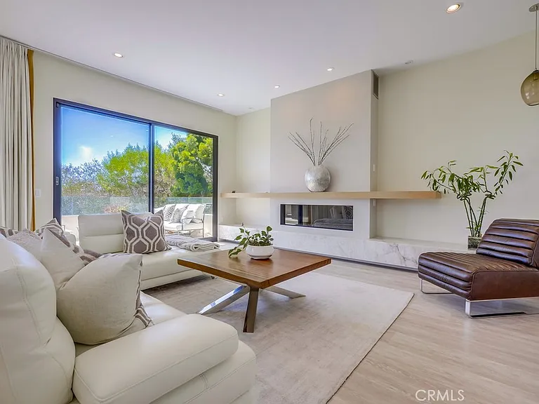 1725 Del Mar Ave — Photo 7