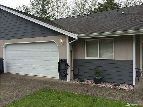 4th image of 12022 114th Avenue Ct E