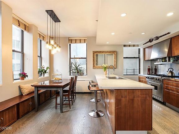 2nd image of 150 Nassau St APT 14D