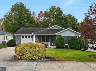 660 Canal Dr, Pine Grove, PA 17963