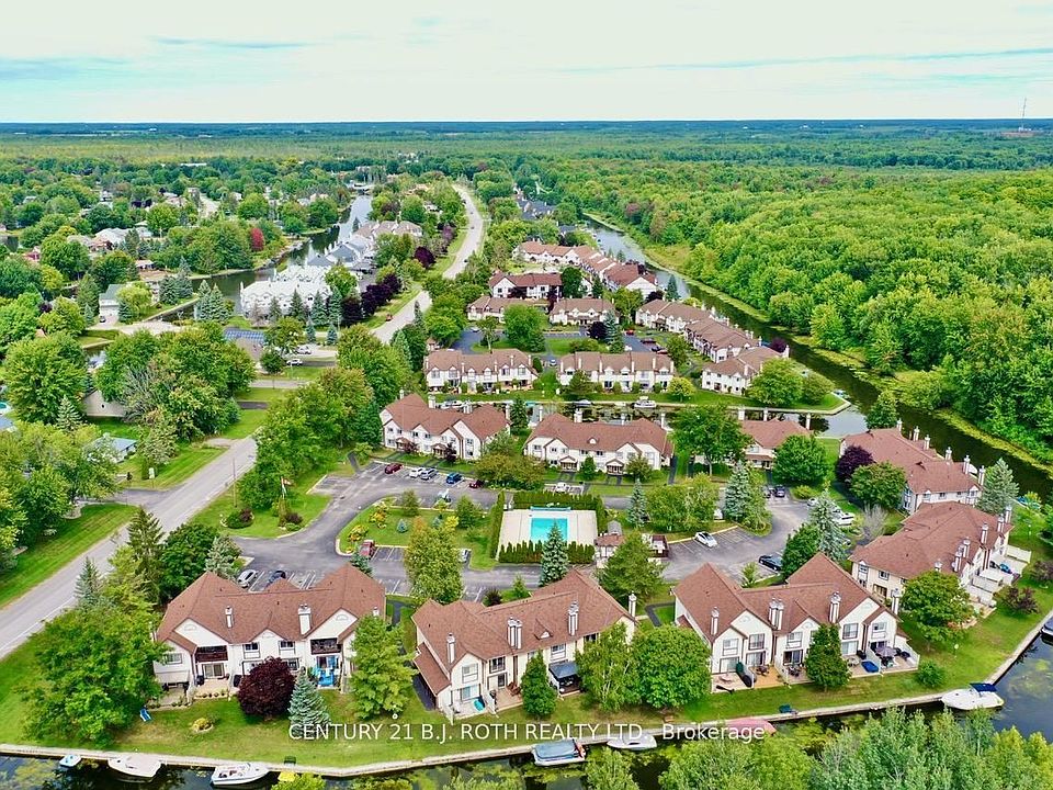 1st image of 11 Laguna Pkwy #1